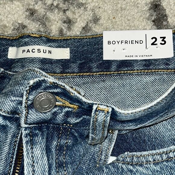 PacSun Eco Medium Blue Ripped Boyfriend Jeans Size 23 NWT - Picture 9 of 15